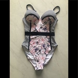 One-piece Bathing Suit